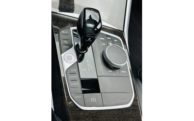 BMW 330 xDrive* DISTRONIC* LANE* ПОДГРЕВ + ВОЛАН - автомобили, коли, обяви за нови и употребявани 8