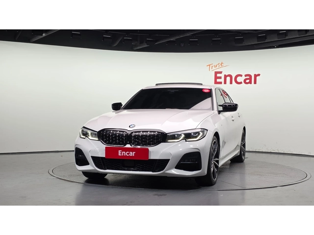 BMW 330 i M Sport - автомобили, коли, обяви за нови и употребявани 2
