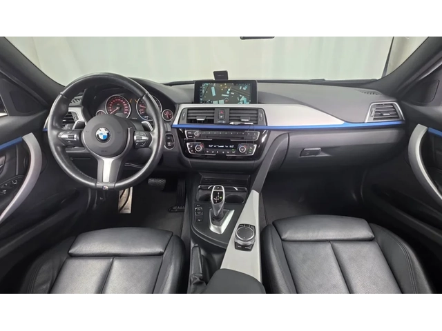 BMW 330 M* HUD* PANO* LANE ASSIST* КРАЙНА ЦЕНА* - автомобили, коли, обяви за нови и употребявани 3