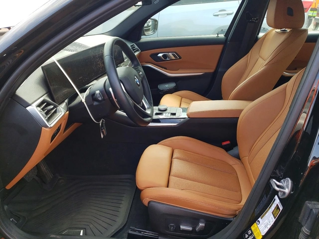 BMW 330 i xDrive - автомобили, коли, обяви за нови и употребявани 6