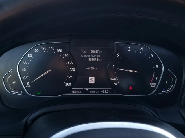 BMW 330 330i xDrive AWD | Navi | Камера | Bluetooth - автомобили, коли, обяви за нови и употребявани 9