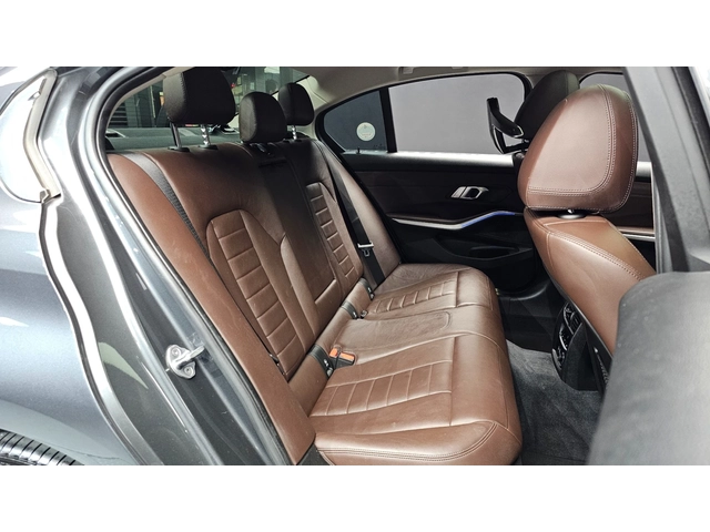 BMW 330 330i xDrive Luxury - автомобили, коли, обяви за нови и употребявани 10