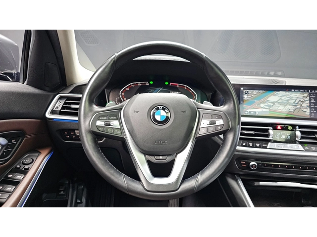 BMW 330 330i xDrive Luxury - автомобили, коли, обяви за нови и употребявани 11