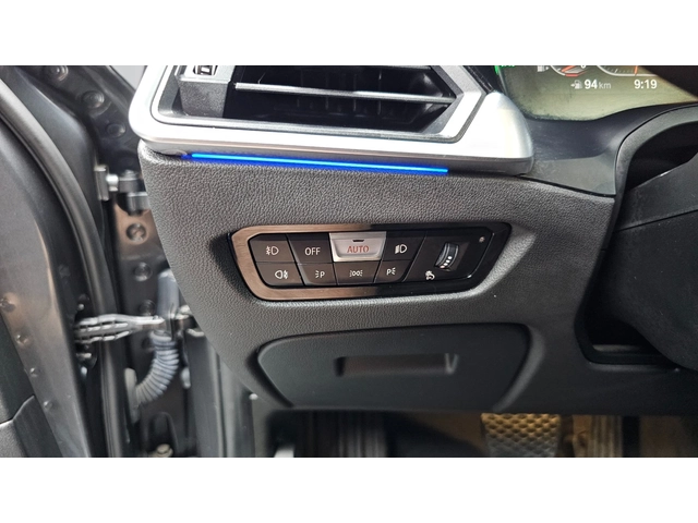 BMW 330 330i xDrive Luxury - автомобили, коли, обяви за нови и употребявани 15