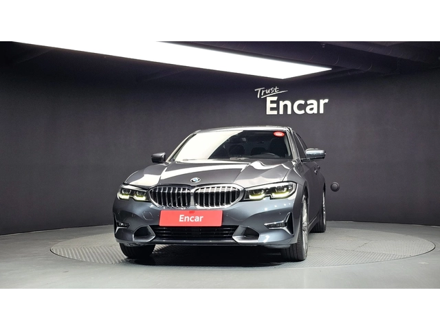 BMW 330 330i xDrive Luxury - автомобили, коли, обяви за нови и употребявани 2