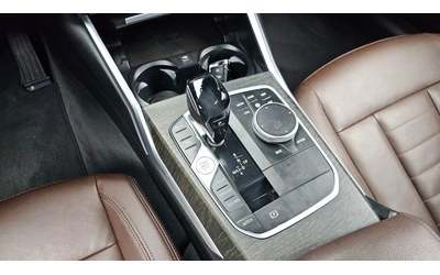 BMW 330 330i xDrive Luxury - автомобили, коли, обяви за нови и употребявани 7