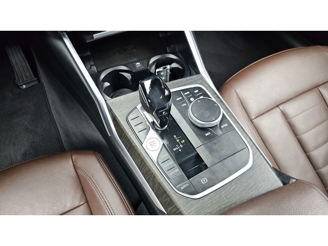 BMW 330 330i xDrive Luxury - автомобили, коли, обяви за нови и употребявани 7