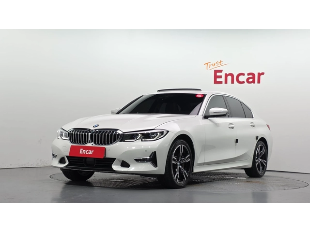 BMW 330 i xDrive Luxury - автомобили, коли, обяви за нови и употребявани 0
