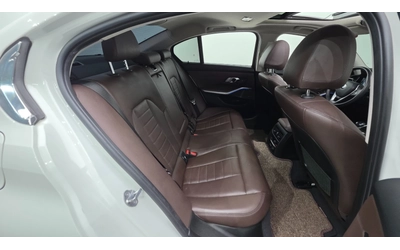 BMW 330 i xDrive Luxury - автомобили, коли, обяви за нови и употребявани 15