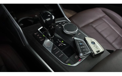 BMW 330 i xDrive Luxury - автомобили, коли, обяви за нови и употребявани 8