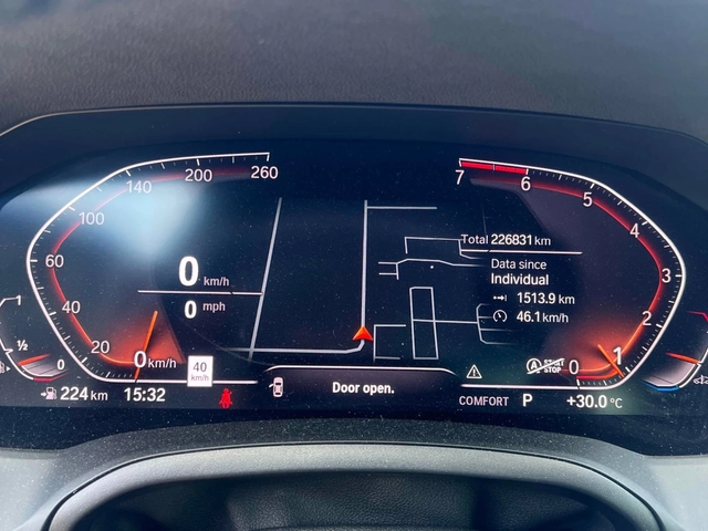 BMW 330 i xDrive - автомобили, коли, обяви за нови и употребявани 7