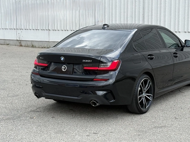 BMW 330 xDriveM Package - автомобили, коли, обяви за нови и употребявани 4
