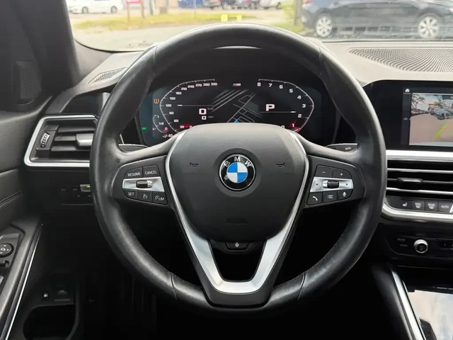 BMW 330 e xDrive Plug-in Hybrid - автомобили, коли, обяви за нови и употребявани 11