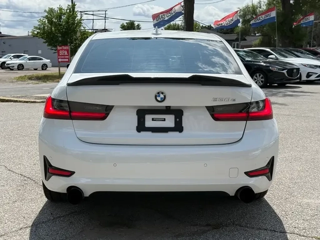BMW 330 e xDrive Plug-in Hybrid - автомобили, коли, обяви за нови и употребявани 3