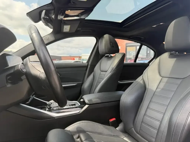BMW 330 e xDrive Plug-in Hybrid - автомобили, коли, обяви за нови и употребявани 7