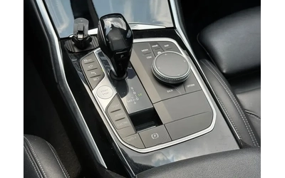 BMW 330 e xDrive Plug-in Hybrid - автомобили, коли, обяви за нови и употребявани 9