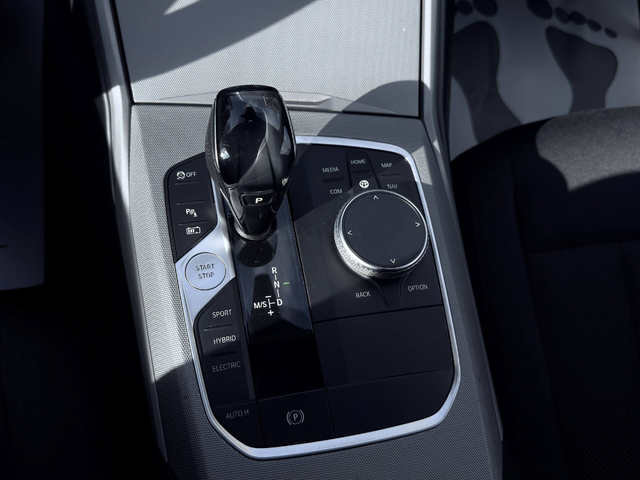 BMW 330 e/G20/PDC/Подгрев/Sport Line/Virtual/Navi/ - автомобили, коли, обяви за нови и употребявани 10