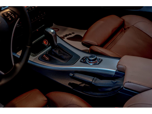 BMW  330 xd/Sport/Recaro/Pro Logic/BiXenon/Панорама/Климатроник - автомобили, коли, обяви за нови и употребявани 8