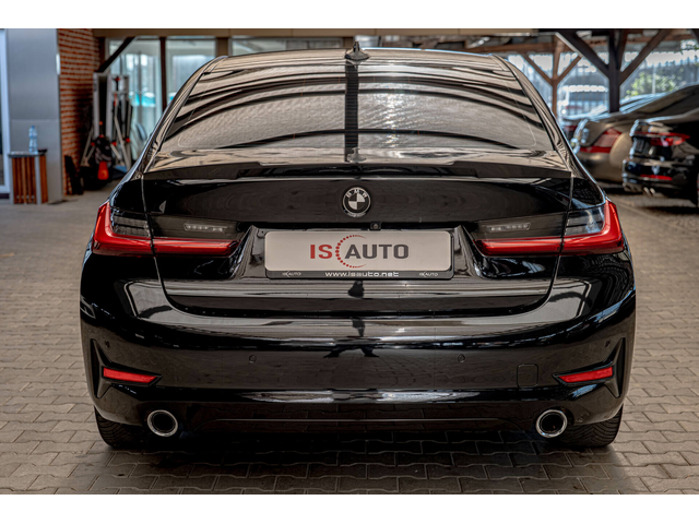 BMW 330 xDrive/PDC/Sport Gearbox/Sport Line/Active Guard - автомобили, коли, обяви за нови и употребявани 3
