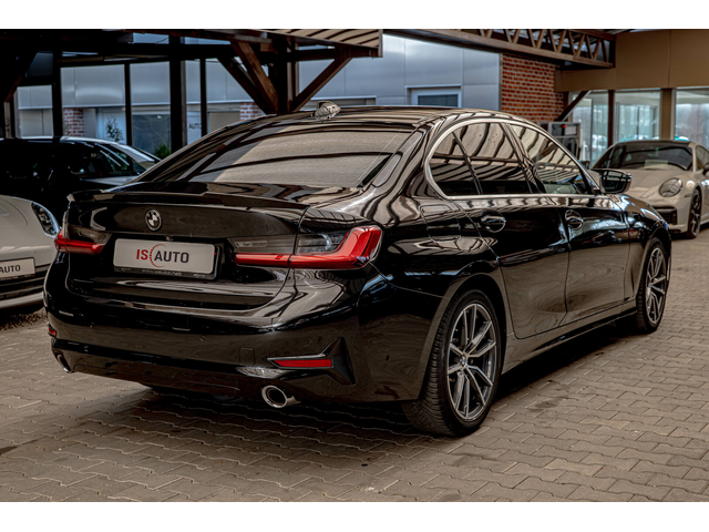 BMW 330 xDrive/PDC/Sport Gearbox/Sport Line/Active Guard - автомобили, коли, обяви за нови и употребявани 4