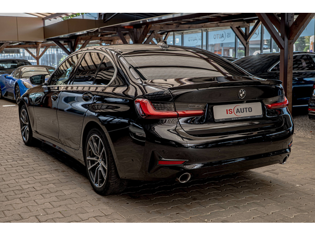 BMW 330 xDrive/PDC/Sport Gearbox/Sport Line/Active Guard - автомобили, коли, обяви за нови и употребявани 5