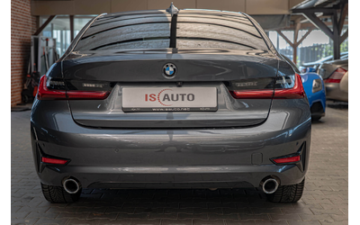 bmw-330d-sport-xdrive-ambient-kamera-fullled-podgrev - 3