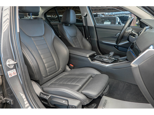BMW 330d Sport/xDrive/Ambient/Камера/FullLed/Подгрев - автомобили, коли, обяви за нови и употребявани 9