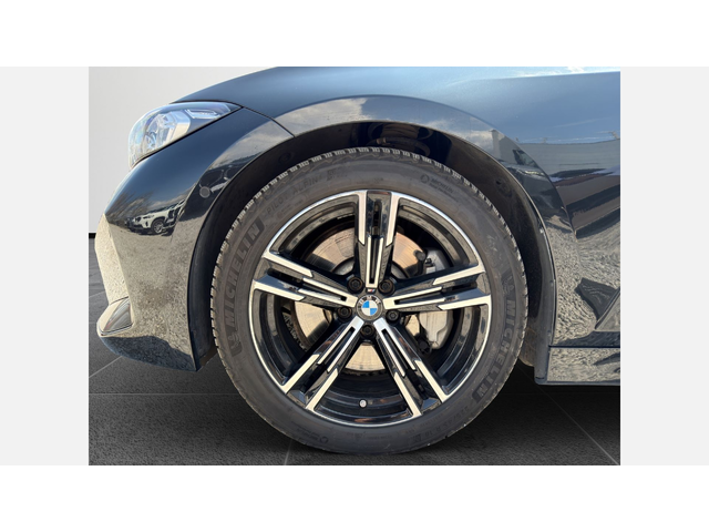BMW 330d xDrive - автомобили, коли, обяви за нови и употребявани 4