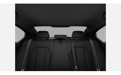 BMW 330d xDrive Sedan (MX) - автомобили, коли, обяви за нови и употребявани 10