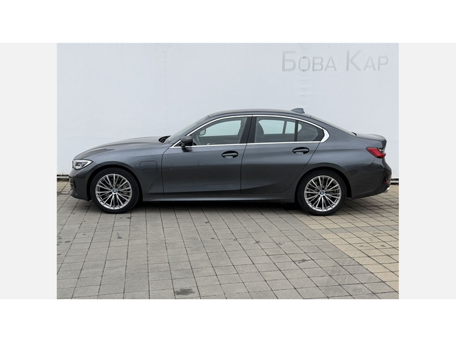 BMW 330e - автомобили, коли, обяви за нови и употребявани 2