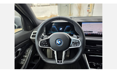 BMW 330e xDrive Sedan  - автомобили, коли, обяви за нови и употребявани 7