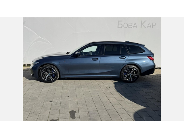 BMW 330e xDrive Touring - автомобили, коли, обяви за нови и употребявани 2