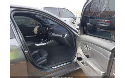 bmw-330i-2-0l-i-4-di-dohc-vvt-turbo-255hp-all-wheel-drive - 4