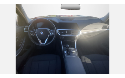 BMW 330i Седан - автомобили, коли, обяви за нови и употребявани 6