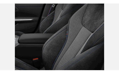 BMW 330i xDrive Touring - автомобили, коли, обяви за нови и употребявани 7