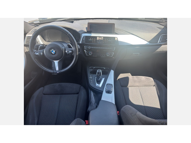 BMW 330i xDrive Туринг - автомобили, коли, обяви за нови и употребявани 6