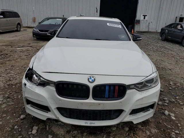BMW 335 2015 BMW 335 XI - автомобили, коли, обяви за нови и употребявани 1