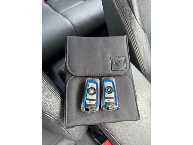 BMW 335 MANUAL С РЕГИСТРАЦИЯ & АВТО КРЕДИТ - автомобили, коли, обяви за нови и употребявани 12