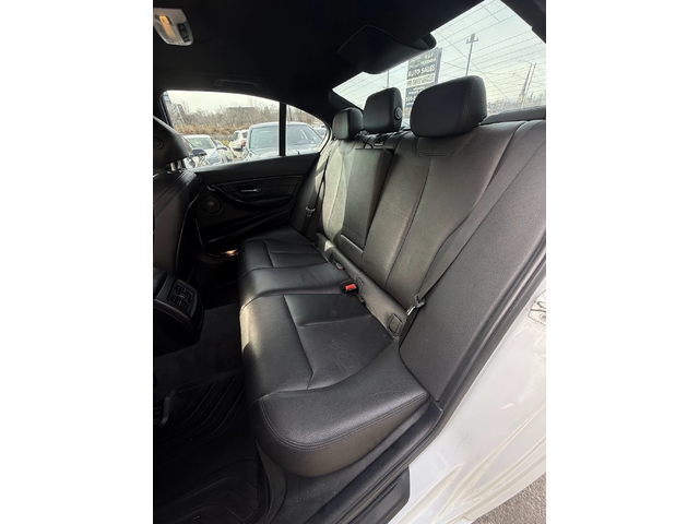 BMW 335 * XDRIVE* МПАКЕТ* РЕКАРО* KEYLESS* - автомобили, коли, обяви за нови и употребявани 9