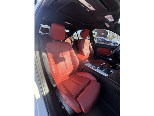 BMW 335 M* SPORT* XDRIVE* HARMON* KARDON* RECARO* - автомобили, коли, обяви за нови и употребявани 10