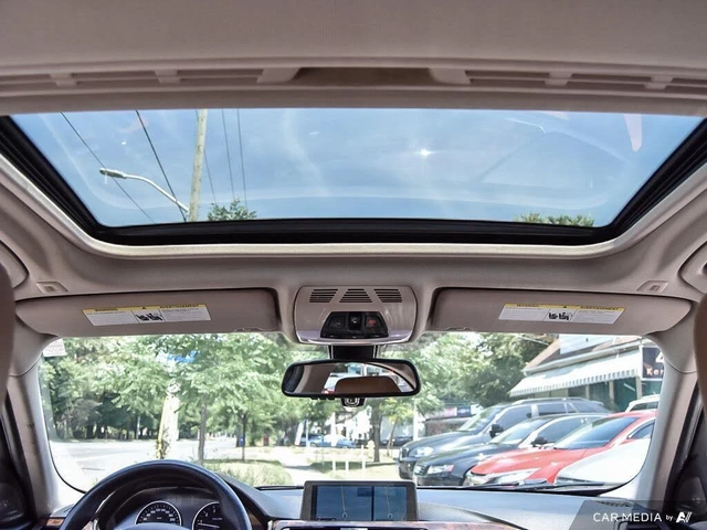 BMW 335 Sedan RWD* АвтоКредит* (ЦЕНА ДО БГ)* - автомобили, коли, обяви за нови и употребявани 15