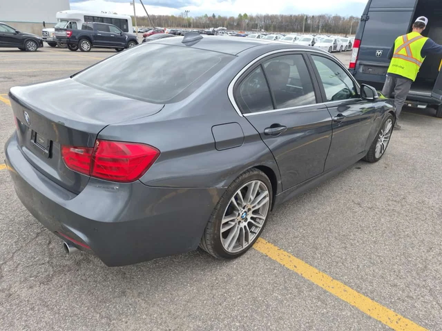 BMW 335 335I XDRIVE | HARMAN KARDON | MEMORY | RED INT - автомобили, коли, обяви за нови и употребявани 2