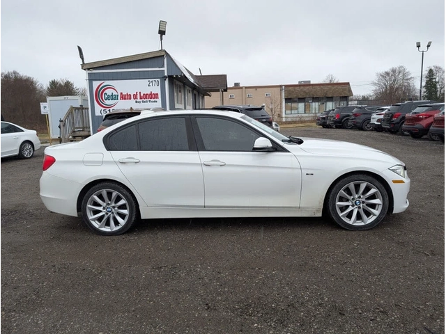 BMW 335 i xDrive | ШИБЕДАХ | KEYLESS | ЗАДНА КАМЕРА | - автомобили, коли, обяви за нови и употребявани 3