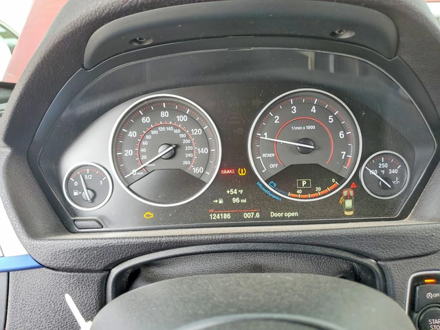 BMW 340 * МПАКЕТ* РЕКАРО* KEYLESS* ШИБИДАХ* ПОДГРЕВ* - автомобили, коли, обяви за нови и употребявани 8