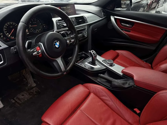 BMW 700 М Пакет/xDrive/CARFAX/Digital dash/Red leather - автомобили, коли, обяви за нови и употребявани 7