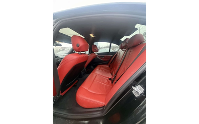 BMW 700 М Пакет/xDrive/CARFAX/Digital dash/Red leather - автомобили, коли, обяви за нови и употребявани 9