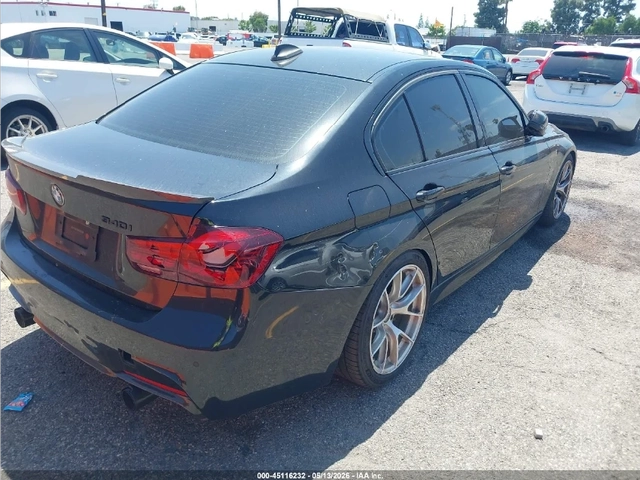BMW 340 М pkg Дигитално табло Шибедах Клип на двигател - автомобили, коли, обяви за нови и употребявани 4