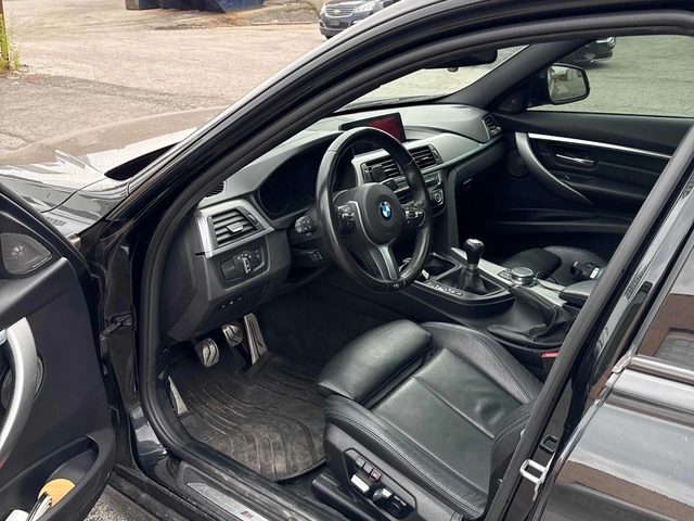 BMW 340 xi* MANUAL* HARMAN KARDON* 480HP* - автомобили, коли, обяви за нови и употребявани 4