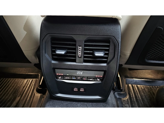 BMW 340 i xDrive - автомобили, коли, обяви за нови и употребявани 13