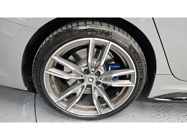 BMW 340 i xDrive - автомобили, коли, обяви за нови и употребявани 4
